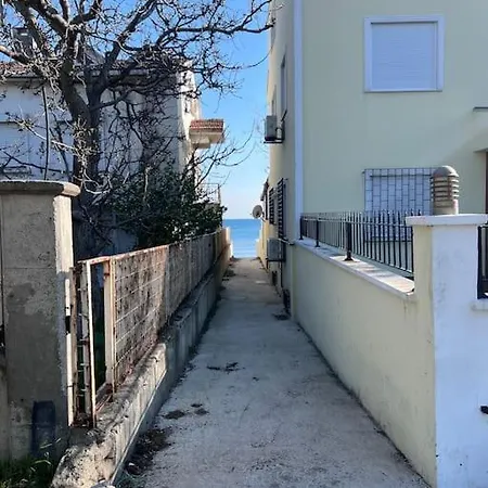 Квартира Для Отдыха У Моря. Апартаменты *