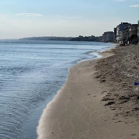 Квартира Для Отдыха У Моря. *
